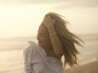 에로틱 한 영상 채팅 Samiraaab