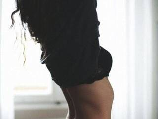 에로틱 한 영상 채팅 SammerWhite