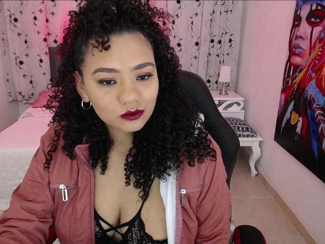 사진 sara-ferreira I am new here guys !! #ebony #bigass #tits #curly #cum #latina #pregnant