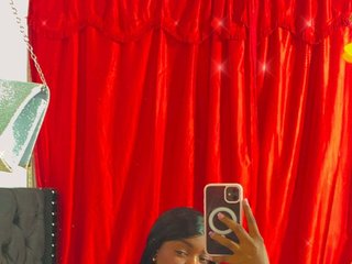 에로틱 한 영상 채팅 sara-montoya09