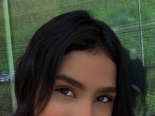 에로틱 한 영상 채팅 sarah-fenty