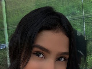 에로틱 한 영상 채팅 sarah-fenty