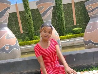 에로틱 한 영상 채팅 Sarah-myah2