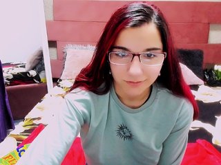 에로틱 한 영상 채팅 Sarahlunaxx