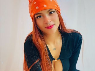 에로틱 한 영상 채팅 SaraLoveee