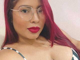 에로틱 한 영상 채팅 SaraRuizz