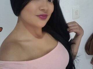 에로틱 한 영상 채팅 sarasmithh