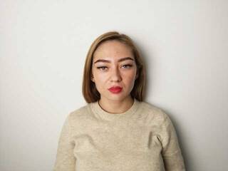 에로틱 한 영상 채팅 SaraVega