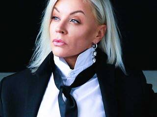 에로틱 한 영상 채팅 ScarlettBliss