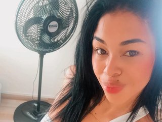 에로틱 한 영상 채팅 Scarletsummer