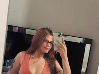 에로틱 한 영상 채팅 ScarlettGold