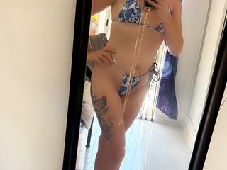 에로틱 한 영상 채팅 ScarlettRedRose