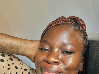 에로틱 한 영상 채팅 Secymelanin