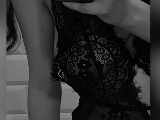 에로틱 한 영상 채팅 Selinkaa