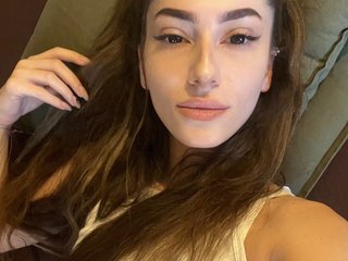 에로틱 한 영상 채팅 Seliny