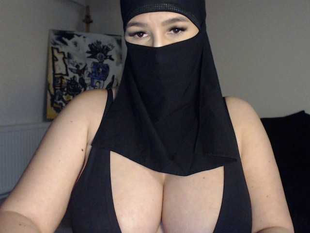 사진 SelmaAzmani hello hello! like me 22, boobs 139, ass 200, asshole 444, pussy 666, naked 1888