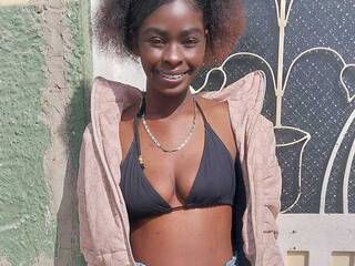 에로틱 한 영상 채팅 SereneWinslet