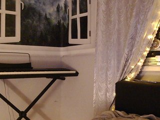 에로틱 한 영상 채팅 Ellie_13