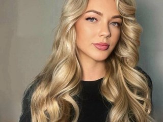 에로틱 한 영상 채팅 Domiana