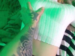 에로틱 한 영상 채팅 SexFamily-1