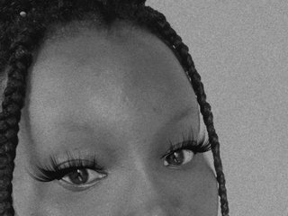 에로틱 한 영상 채팅 Sexy-Quincy11