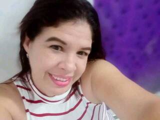 에로틱 한 영상 채팅 Sexyshantalho