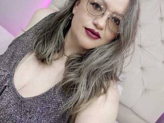 에로틱 한 영상 채팅 Shantal-w