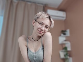 에로틱 한 영상 채팅 SharliRose