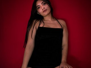 에로틱 한 영상 채팅 SharonWest