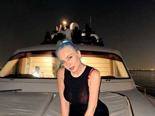 에로틱 한 영상 채팅 shawtybadbae