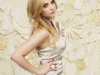 에로틱 한 영상 채팅 SheilaRed