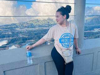 에로틱 한 영상 채팅 shekina