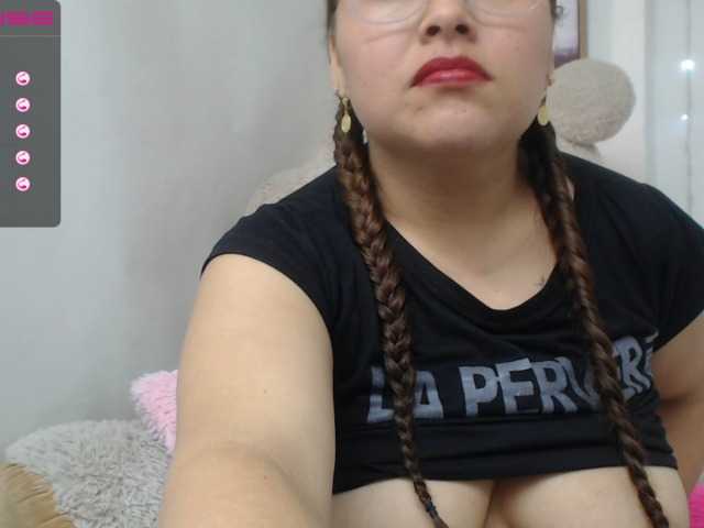 사진 shoffy-phill Hey lover's, I am a mature and very hot girl, new on the page ... wanting to know many naughty things.... #new #latina #bbw #squirt #lovense #bigtits #bigass #anal