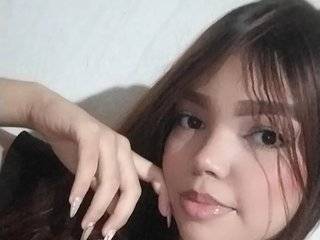 에로틱 한 영상 채팅 shy-luna18