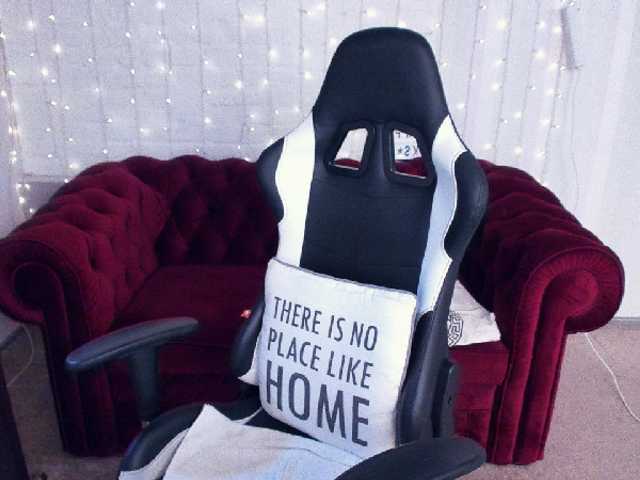 방송 스크린 샷 AnasteishaLux