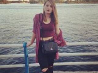 에로틱 한 영상 채팅 skarlet69