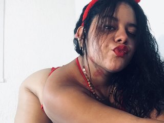 에로틱 한 영상 채팅 SkarletThomson