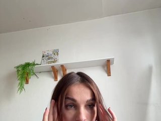 에로틱 한 영상 채팅 SkylarJewels