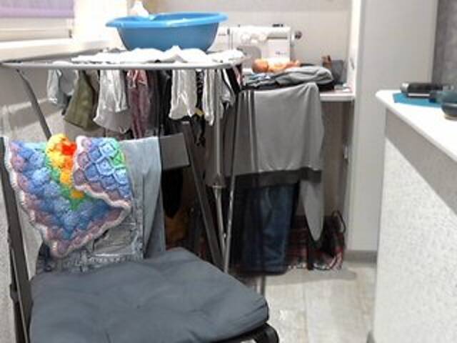 방송 스크린 샷 Slutwife