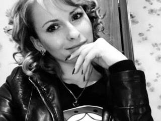 에로틱 한 영상 채팅 Smorodinkaa