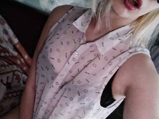 에로틱 한 영상 채팅 Sn-Yi