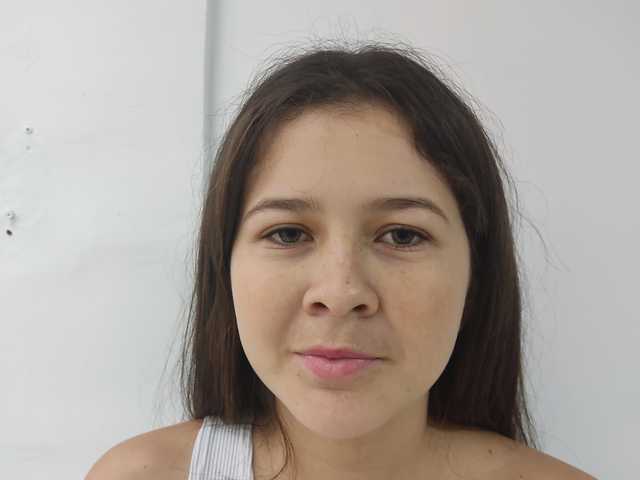 프로필 사진 sofia-evans
