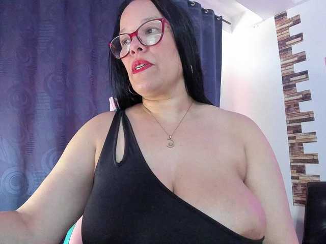 방송 스크린 샷 sofia-lopez40