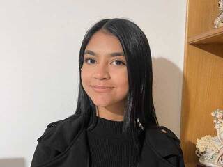 에로틱 한 영상 채팅 sofia-paris