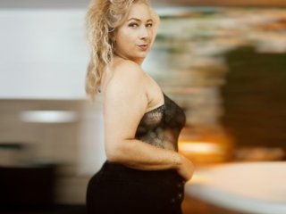 에로틱 한 영상 채팅 sofiacurvy