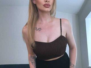 에로틱 한 영상 채팅 SofiaRay