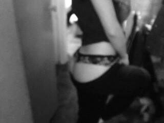 에로틱 한 영상 채팅 Sofiyamimi