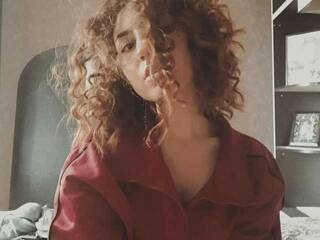 에로틱 한 영상 채팅 SofiyaRed