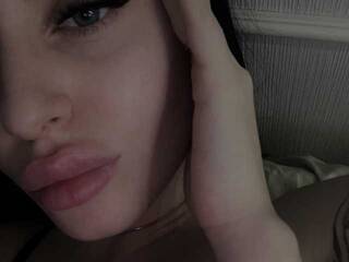 에로틱 한 영상 채팅 Sofy-s