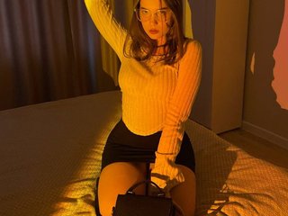 에로틱 한 영상 채팅 SondraTheos
